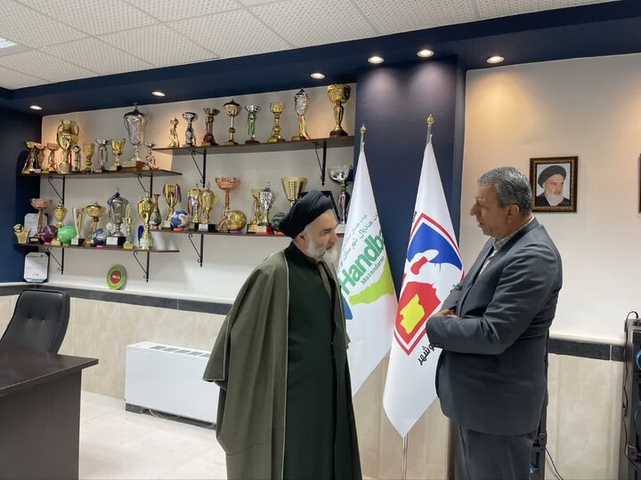 جلسه شورای فرهنگ عمومی به ریاست حجت‌الاسلام والمسلمین حاج آقا حسینی امام جمعه محترم شهرستان نوشهر