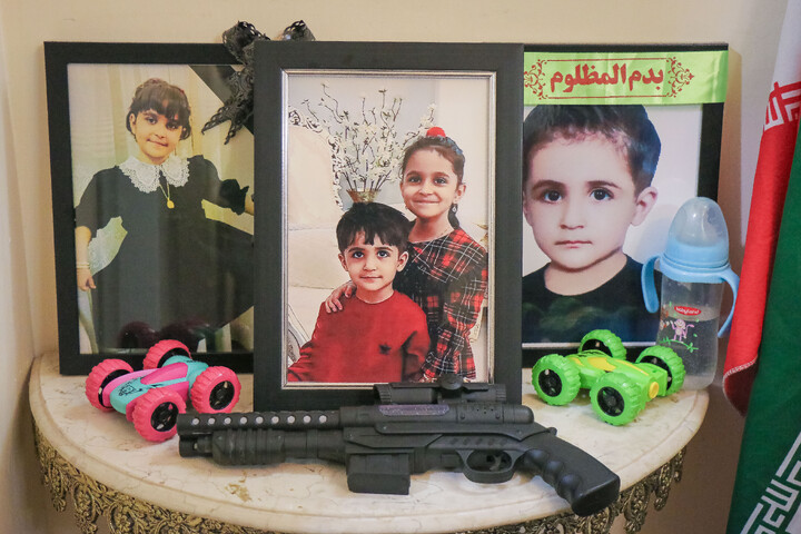 تصاویر/ تکریم نماینده مجلس و جمعی از مسئولین استان قم از خانواده شهدای جنگ تحمیلی سوم