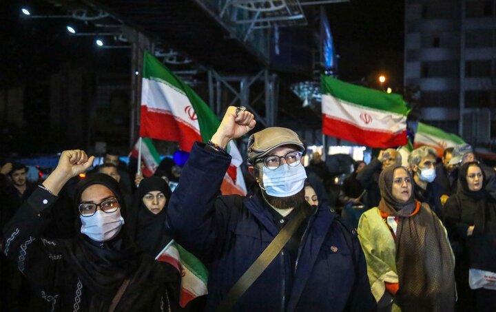 تصاویر/ اجتماع پرشور مردم تهران در میدان هفت تیر