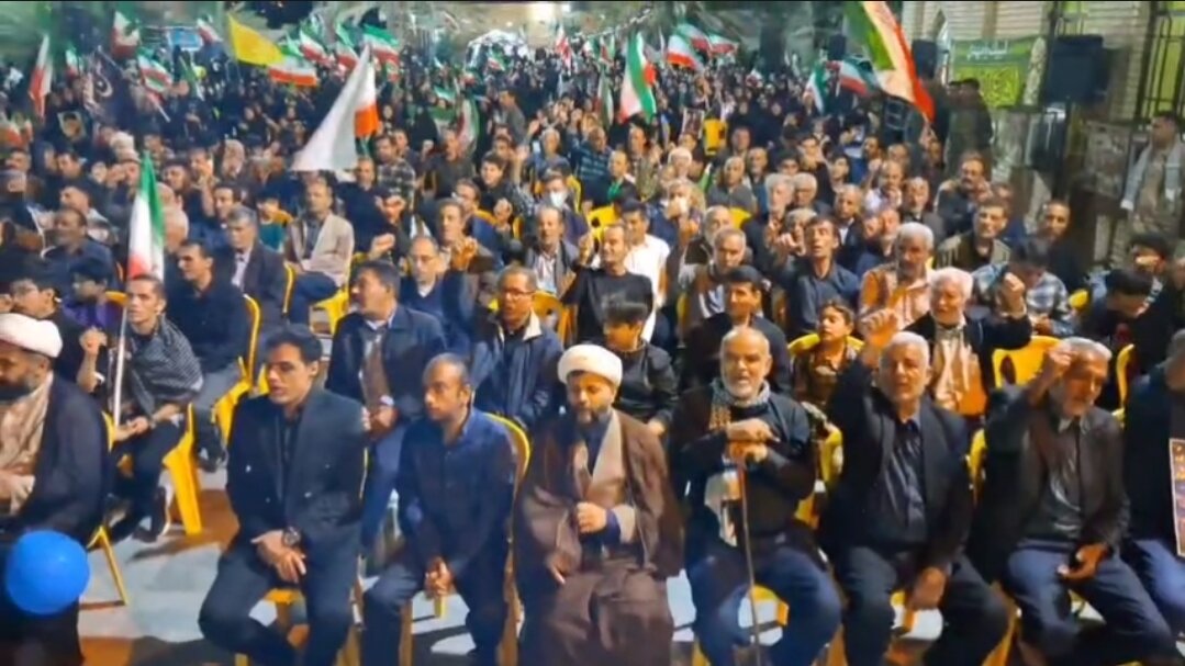 فیلم| تجمع مردم آبدان در دفاع از انقلاب