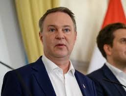 ''We are not part of Trump's chaotic policy'', says Austria's vice chancellor