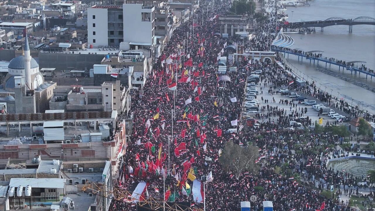 Mikoa 12 ya Iraq yashuhudia maandamano dhidi ya uchokozi wa Marekani na Israel dhidi ya Iran