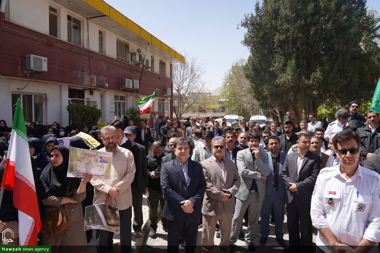 اجتماع کادر درمان دانشگاه علوم پزشکی لرستان در اعلام حمایت از ولایت و نیروهای مسلح