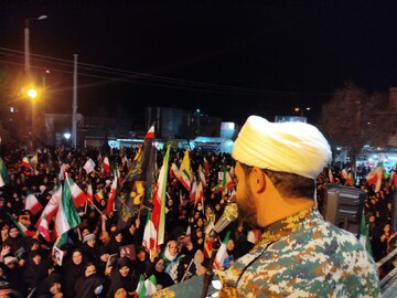 تصاویر/ تجمع باشکوه مردم دلفان در بیعت با رهبر معظم انقلاب
