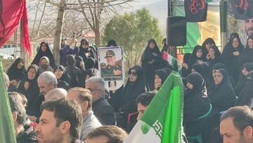تصاویری از حضور کاروان خودرویی و هیئت عشاق حیدر در کنار مزار مطهر سردار سپهبد محمد پاکپور وشهداء دهسد