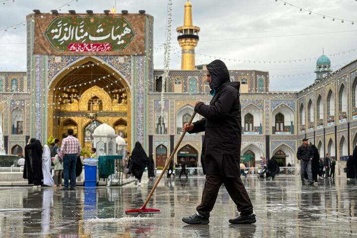 تصاویر/بارش باران بهاری در حرم مطهر رضوی