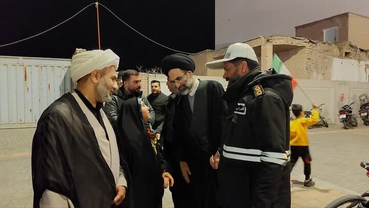 تصاویر/ حضورنماینده ولی فقیه در کاشان درتجمعات مردمی کاشان و قمصر
