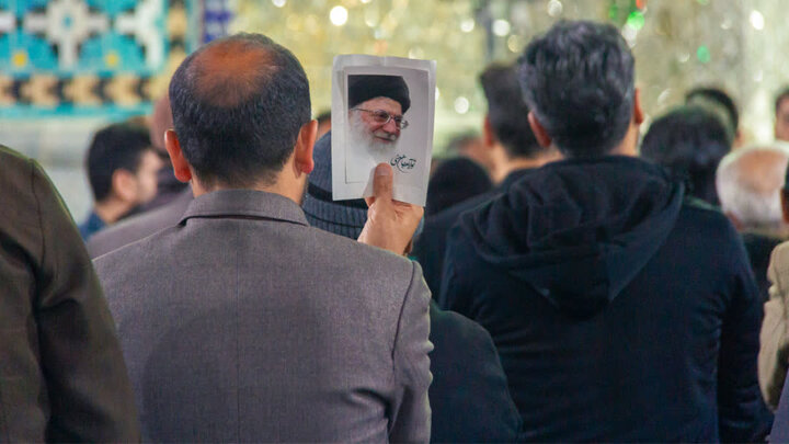 تجمعی دیگر در سی و هفتمین شب جنگ رمضان در نجف ایران؛