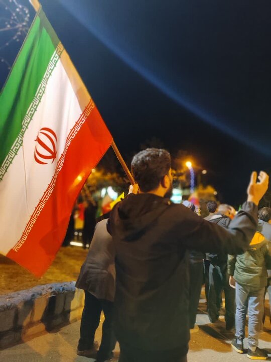 تصاویر/ سی و هفتمین شب از موج پرشور خیابانی مردم قمصر
