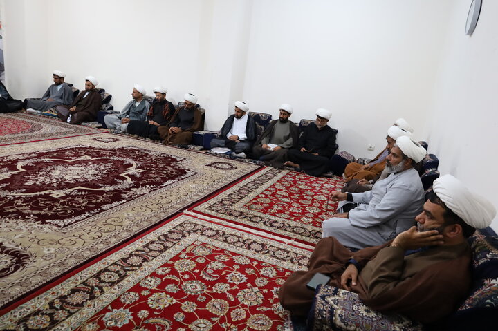 تصاویر/ دیدار مدیر حوزه علمیه سیستان و بلوچستان با مبلغین هجرت شهرستان ایرانشهر