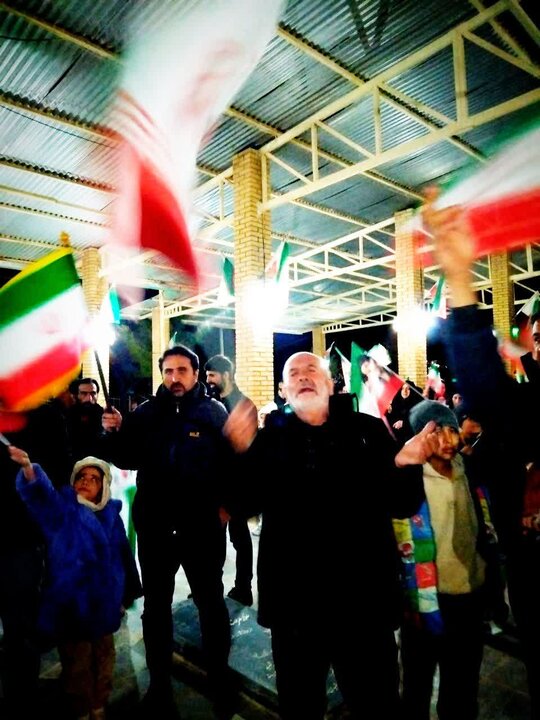 تصاویر/تجمع مردمی شهر جوشقان قالی در سی و هفتمین شب