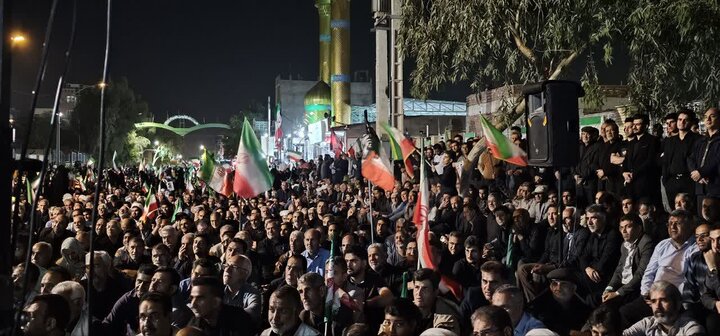 تصاویر/ جیرفتی ها در خط مقدم حماسه خیابان در شب سی و هفتم