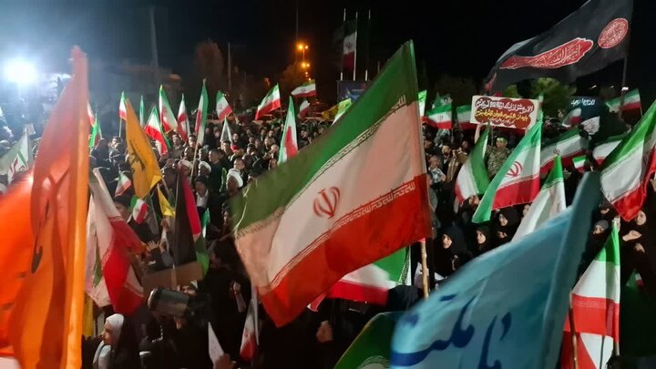 تصاویر/ امینشهری ها در خط مقدم حماسه خیابان در شب سی و هفتم