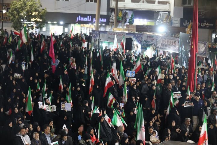 تصاویر/ رفسنجانی ها در خط مقدم حماسه خیابان در شب سی و هفتم