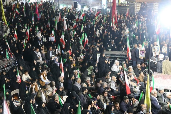 تصاویر/ رفسنجانی ها در خط مقدم حماسه خیابان در شب سی و هفتم