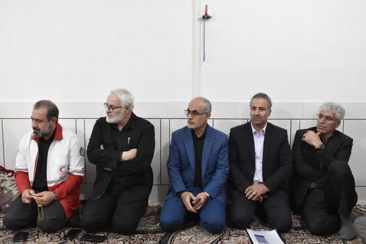 تصاویر/دیدار با خانواده جمعی از شهدای جنگ رمضان در شهرستان دورود