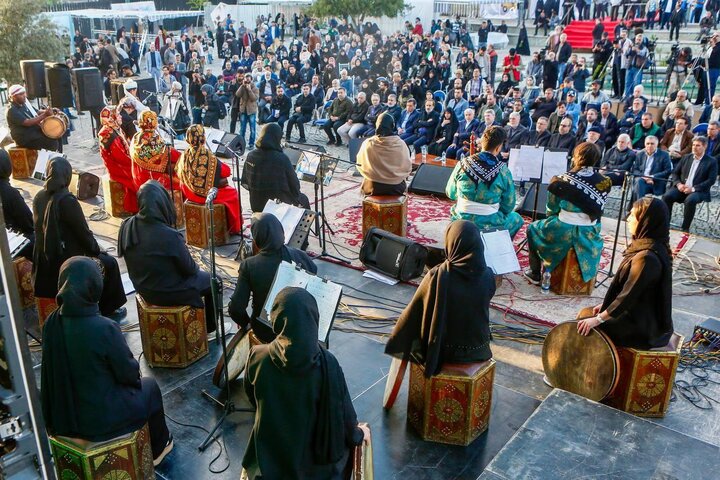 تصاویر/ مراسم چهلم کودکان شهید میناب با عنوان سین هشتم