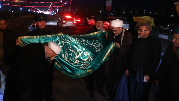 ۴۸ کامیون حامل کمک‌های عتبه عباسی(ع) وارد قم شدند