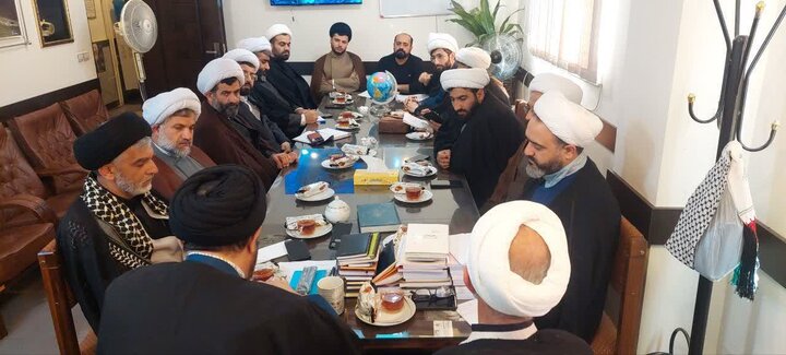 تصاویر / هم اندیشی گروه جهادی طلاب بهشهر با موضوع بزرگداشت اربعین شهادت رهبر معظم انقلاب