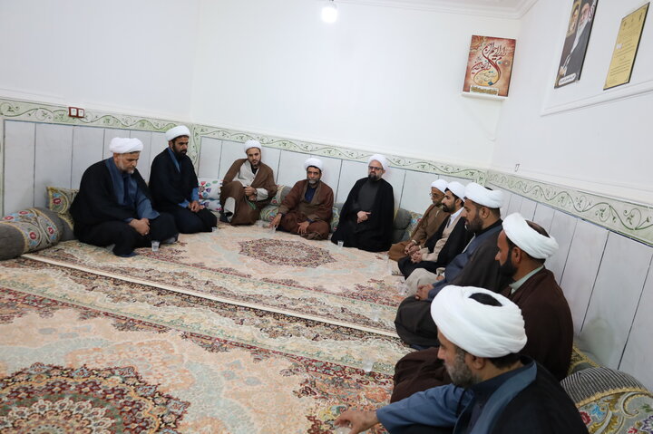 تصاویر/ دلجویی از خانواده شهید روحانی حجت الاسلام حسین عبداللهی در شهرستان دلگان