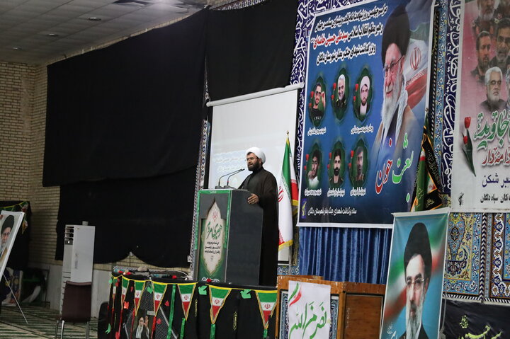 تصاویر