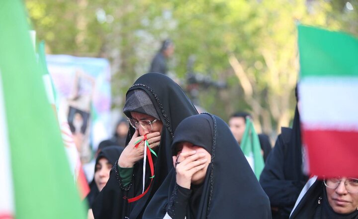 تصاویر/ چهلمین روز شهادت دانش‌آموزان میناب در تهران