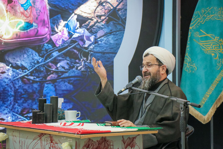 تصاویر/ آئین چهلمین روز شهدای جنایت آمریکایی صهیونی در مدرسه شجره طیبه میناب در آستان مقدس مسجد جمکران