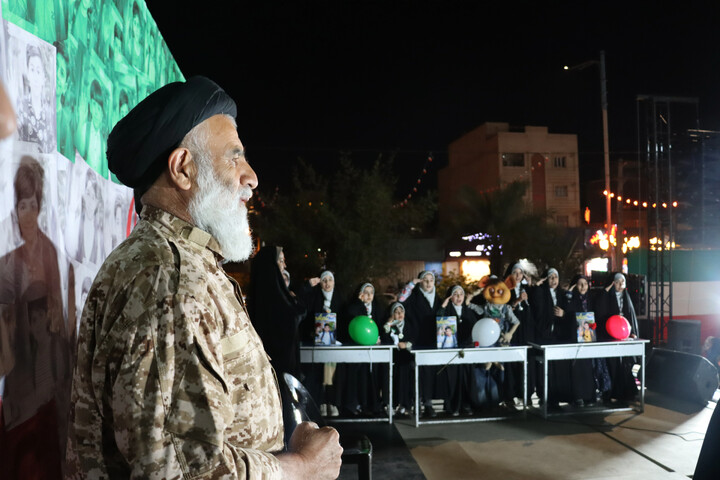 تجمع فرهنگیان و دانش آموزان اهوازی به یاد شهدای مدرسه میناب