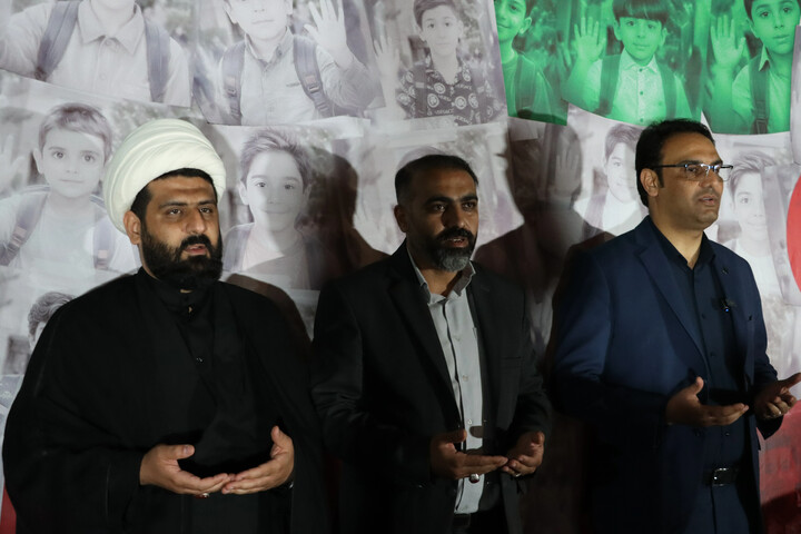تجمع فرهنگیان و دانش آموزان اهوازی به یاد شهدای مدرسه میناب