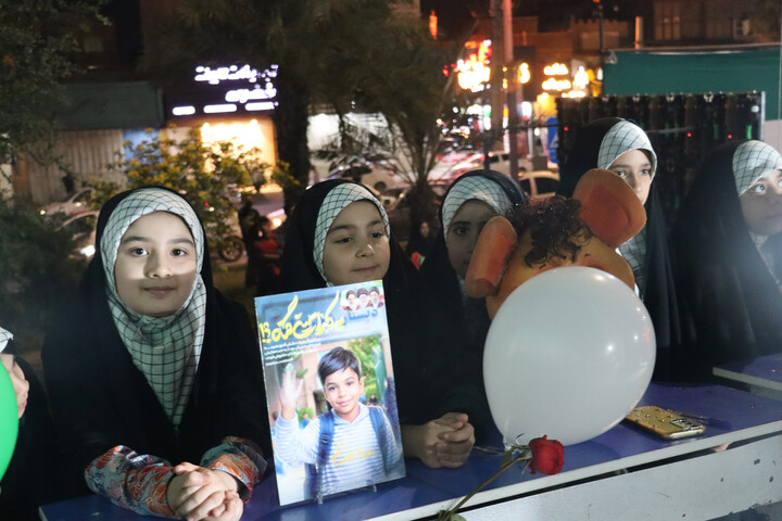 تجمع فرهنگیان و دانش آموزان اهوازی به یاد شهدای مدرسه میناب