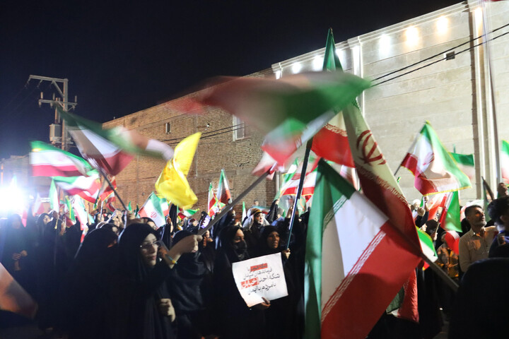 اجتماعات مردمی کوی طلاب اهواز همزمان با چهل امام شهید قائد