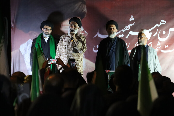 اجتماعات مردمی کوی طلاب اهواز همزمان با چهل امام شهید قائد