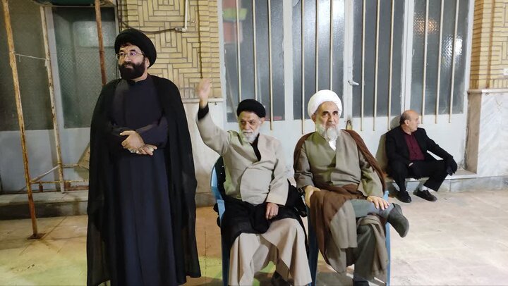 تصاویر/ برپایی موکب گروه جهادی مدرسه علمیه آیت‌الله مدنی کاشانی(ره)