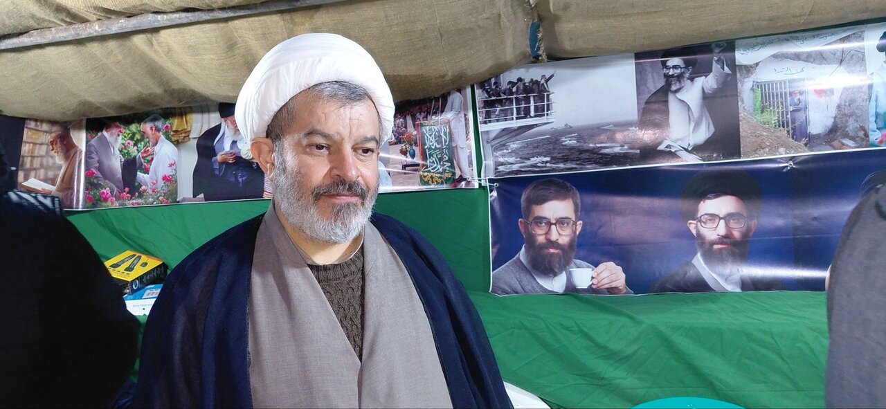 فیلم | طرح «زنگ دوم» توسط دبستانی‌های آملی در تجمع هجدهم فروردین آمل اجرا می شود