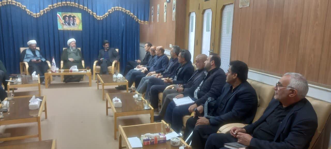 جلسه برنامه‌ریزی چهلمین روز شهادت امام شهید خامنه‌ای در آران و بیدگل برگزار شد