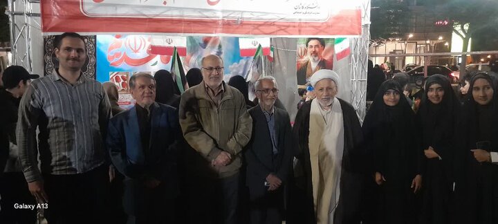 تصاویر/ حضور دانشگاهیان کاشان در اجتماعات مردمی میدان امام خامنه ای (ره)