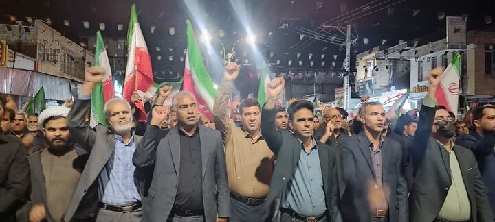 تصاویر/ مردم عنبرآباد همچنای پای کار نظام و انقلاب در تجمع شبانه