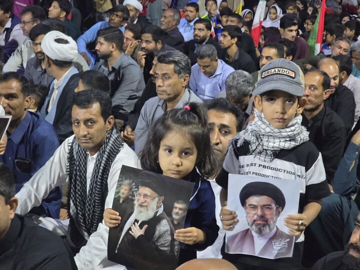 تصاویر/ مردم ریگان همچنای پای کار نظام و انقلاب در تجمع شبانه