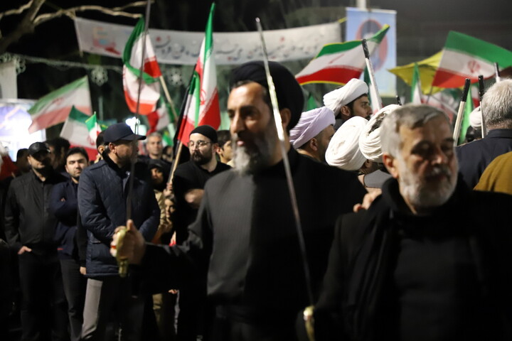 تصاویر/ اجتماع پرشور روحانیت و طلاب تبریز پای نظام اسلامی