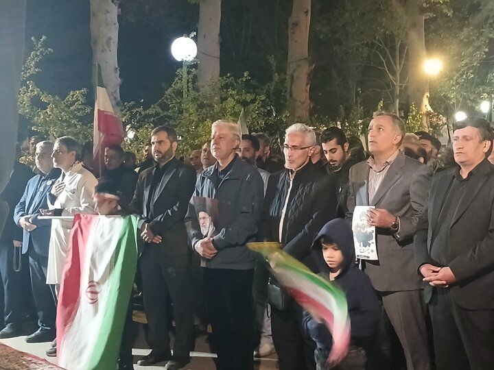 تصاویر/وداع باشهیدپرستار در مشهد مقدس