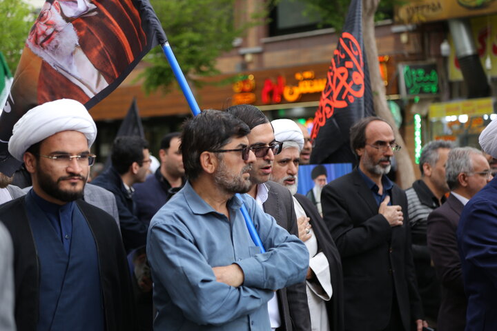 تصاویر/دسته عزاداری چهملین روز شهادت قائد امت توسط کارکنان دفتر تبلیغات اسلامی