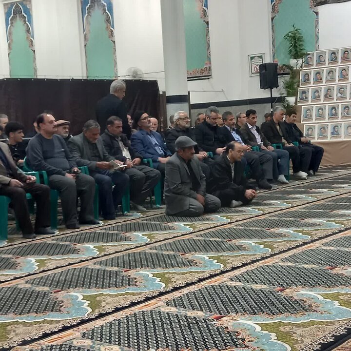 تصاویر/ی جلسه هفتگی شرح صحیفه سجادیه امام جمعه آران و بیدگل