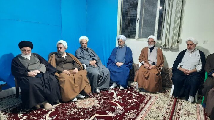 تصاویر/دیدار علما و روحانیون استان مرکزی با امام‌جمعه خمین