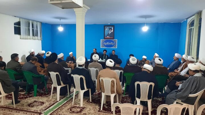 تصاویر/دیدار علما و روحانیون استان مرکزی با امام‌جمعه خمین