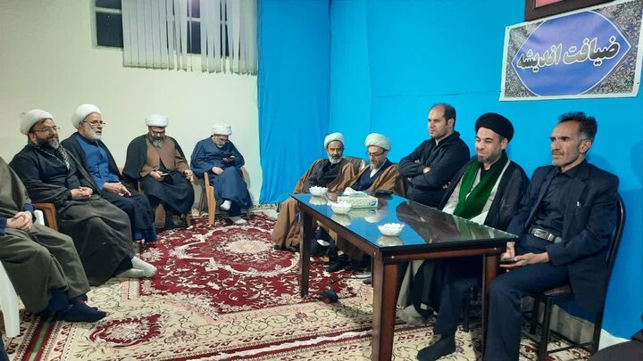 تصاویر/دیدار علما و روحانیون استان مرکزی با امام‌جمعه خمین