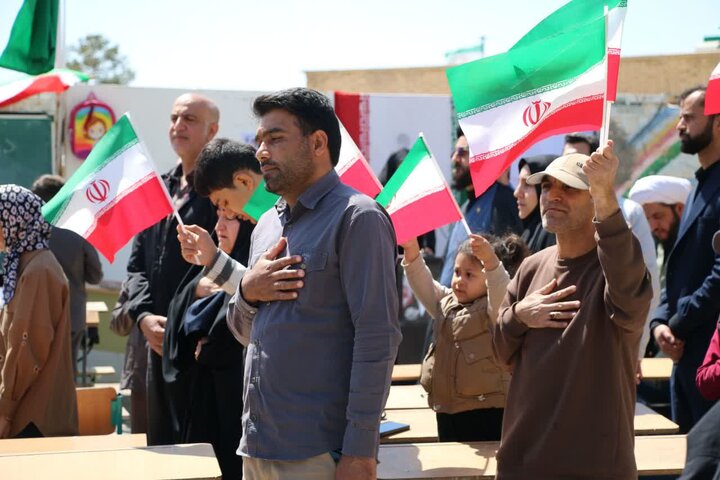 تصاویر/ اولین مدرسه استان سمنان به نام “شهدای شجره طیبه” نامگذاری شد