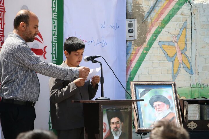 تصاویر/ اولین مدرسه استان سمنان به نام “شهدای شجره طیبه” نامگذاری شد