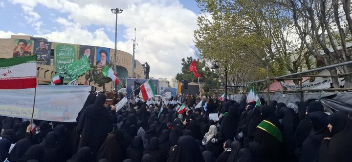 تصاویر/اجتماع بانوان اراکی در حسینیه ایران به مناسبت چهلم امام شهید و شهدای جنگ رمضان