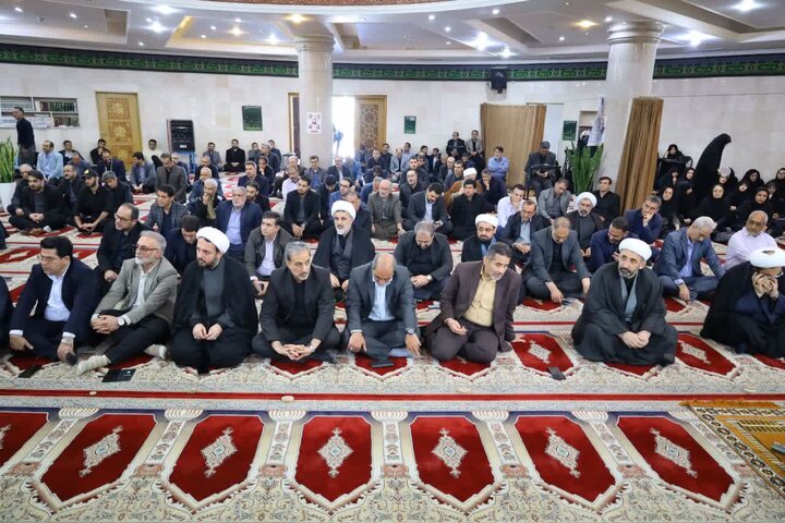 تصاویر / مراسم چهلم امام شهید در دانشگاه آزاد اسلامی مازندران با حضور نماینده ولی فقیه در استان مازندران
