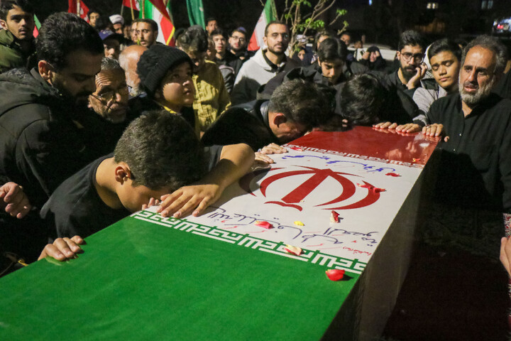 تصاویر/ مراسم وداع با پیکر مطهر طلبه شهید محمد توکلی در مدرسه علمیه فاطمی